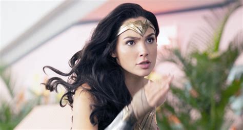 gal gadot deep fake|Gal Gadot Wonder Woman Cameo in Shazam 2 Not a Deepfake。